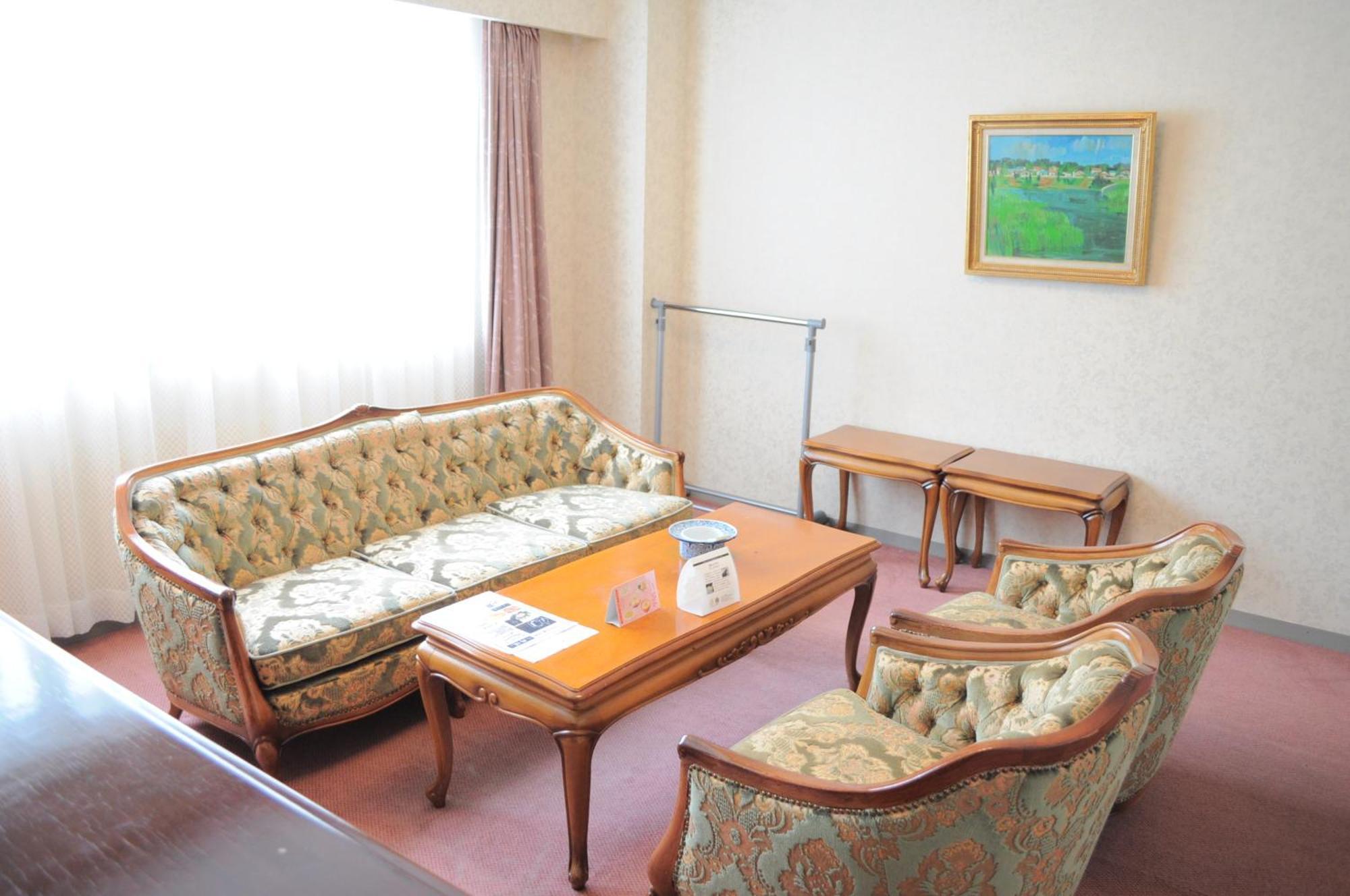 Tateyama Kokusai Hotel Toyama Station Quarto foto